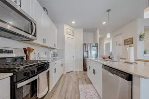 8526 Treetop Hts Dr, Baytown, TX 77523 - Photo 16