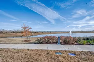 8526 Treetop Hts Dr, Baytown, TX 77523 - Photo 44