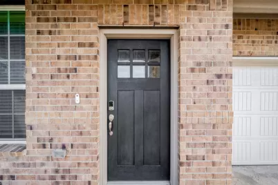 8526 Treetop Heights Drive, Baytown, TX 77523 - Photo 4