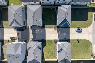 10918 Upland Retreat Dr, Houston, TX 77043 - Photo 4