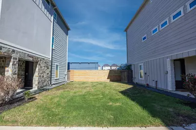 10918 Upland Retreat Drive, Houston, TX 77043 - Photo 8