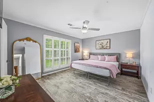 8426 Edgemoor Dr, Houston, TX 77036 - Photo 18