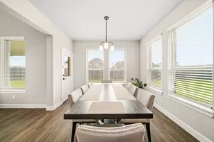 702 Hooks Trl, League City, TX 77573 - Photo 12