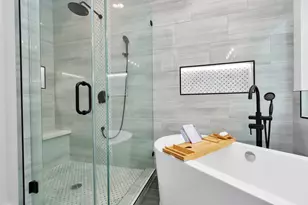 4209 New Orleans St, Houston, TX 77020 - Photo 38