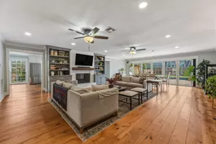 9607 Moonlight Dr, Houston, TX 77096 - Photo 42