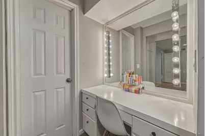 9607 Moonlight Drive, Houston, TX 77096 - Photo 12