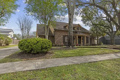 9607 Moonlight Drive, Houston, TX 77096 - Photo 6