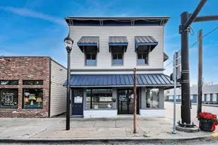 223 W Main St, La Porte, TX 77571 - Photo 1