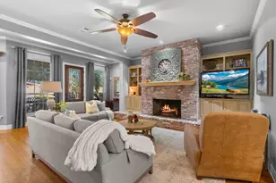 1429 Graham Ln, Port Neches, TX 77651 - Photo 2