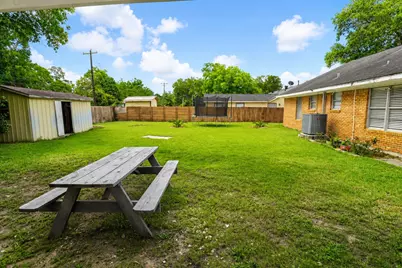 1211 Alamo Street, Rosenberg, TX 77471 - Photo 4