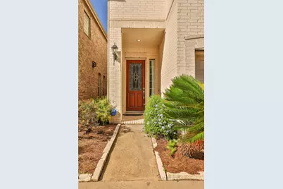 10126 Holly Chase Drive, Houston, TX 77042 - Photo 4