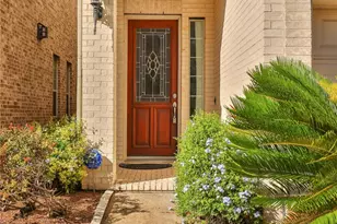 10126 Holly Chase Dr, Houston, TX 77042 - Photo 4