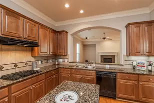 10126 Holly Chase Dr, Houston, TX 77042 - Photo 20