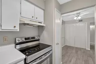 2800 Jeanetta St, Houston, TX 77063 - Photo 14