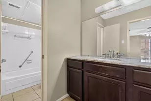 2800 Jeanetta St, Houston, TX 77063 - Photo 20