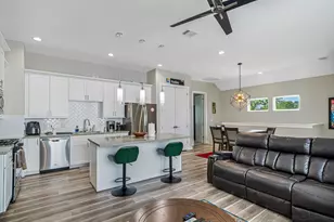 240 Julia St, Houston, TX 77022 - Photo 1