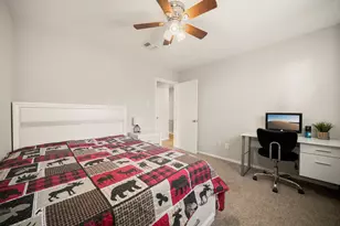 9019 Grape St, Houston, TX 77036 - Photo 16