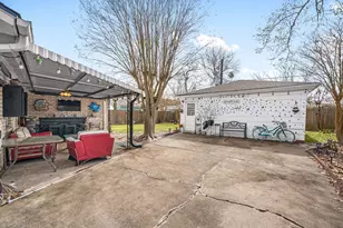 9019 Grape St, Houston, TX 77036 - Photo 20