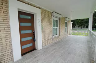 104 12th Ave N, Texas City, TX 77590 - Photo 8