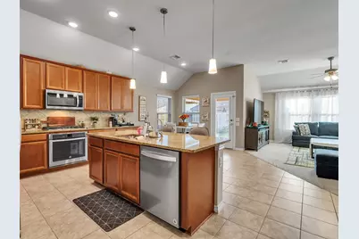 11119 Mineral Island Lane, Richmond, TX 77406 - Photo 14