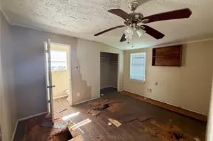 205 S Algeria St, Texas City, TX 77591 - Photo 14