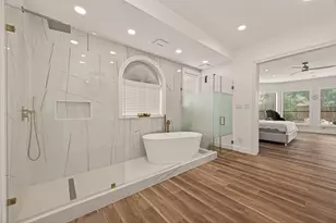 8110 Fondren Lake Dr, Houston, TX 77071 - Photo 22