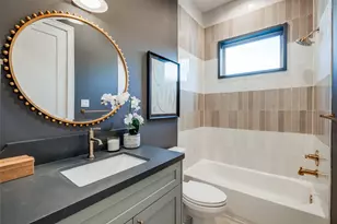 731 E 8th 1/2 St, Houston, TX 77007 - Photo 32