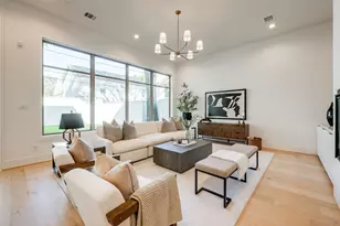 731 E 8th 1/2 St, Houston, TX 77007 - Photo 20