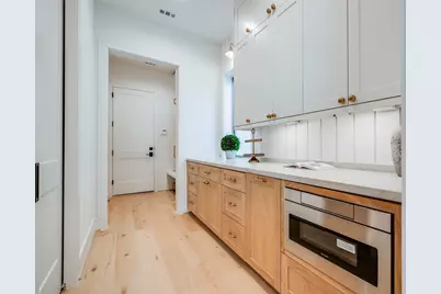 731 E 8th 1/2 Street, Houston, TX 77007 - Photo 18