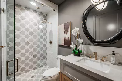 731 E 8th 1/2 Street, Houston, TX 77007 - Photo 8