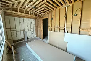 731 E 8th 1/2 St, Houston, TX 77007 - Photo 8