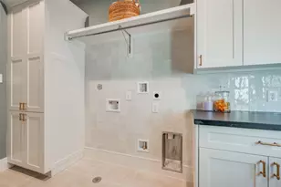 731 E 8th 1/2 St, Houston, TX 77007 - Photo 34