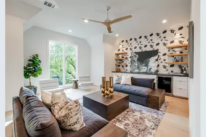 731 E 8th 1/2 Street, Houston, TX 77007 - Photo 22