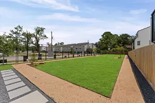 4744 Martin Hill St, Houston, TX 77018 - Photo 28