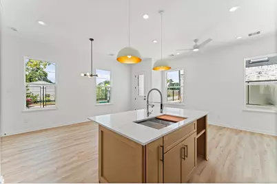 4744 Martin Hill Street, Houston, TX 77018 - Photo 10