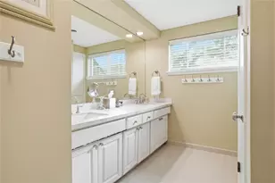 615 Lornmead Dr, Houston, TX 77024 - Photo 22