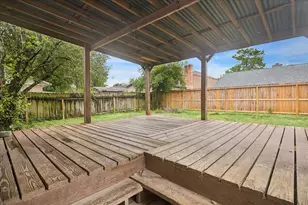 6619 Log Hollow Dr, Houston, TX 77088 - Photo 28