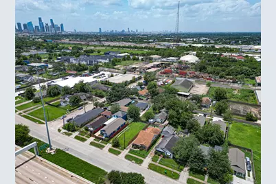 3207 Eastex Freeway, Houston, TX 77026 - Photo 20