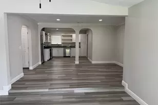 1318 Sulphur St, Houston, TX 77034 - Photo 2