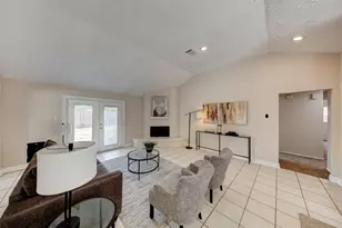 7811 Encinita Dr, Houston, TX 77083 - Photo 4