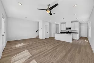 4816 Peanut Butter and Jelly Dr, Houston, TX 77048 - Photo 6