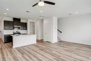 4816 Peanut Butter and Jelly Dr, Houston, TX 77048 - Photo 2