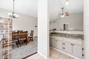 23903 Creek Ridge Dr, Spring, TX 77373 - Photo 10