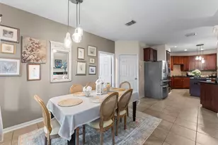 51 N Scribewood Cir, The Woodlands, TX 77382 - Photo 20