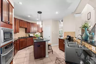 51 N Scribewood Cir, The Woodlands, TX 77382 - Photo 22
