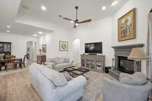 2 Muthill Cir, Conroe, TX 77304 - Photo 14