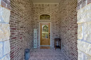 2 Muthill Cir, Conroe, TX 77304 - Photo 4
