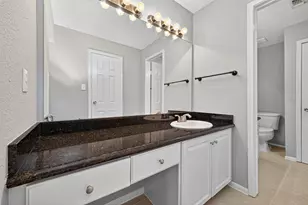 9850 Pagewood Ln, Houston, TX 77042 - Photo 36