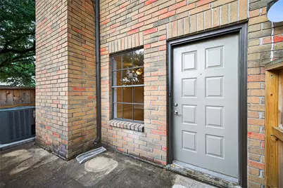 9850 Pagewood Lane #301, Houston, TX 77042 - Photo 6