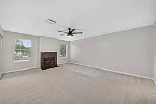 9850 Pagewood Ln, Houston, TX 77042 - Photo 24